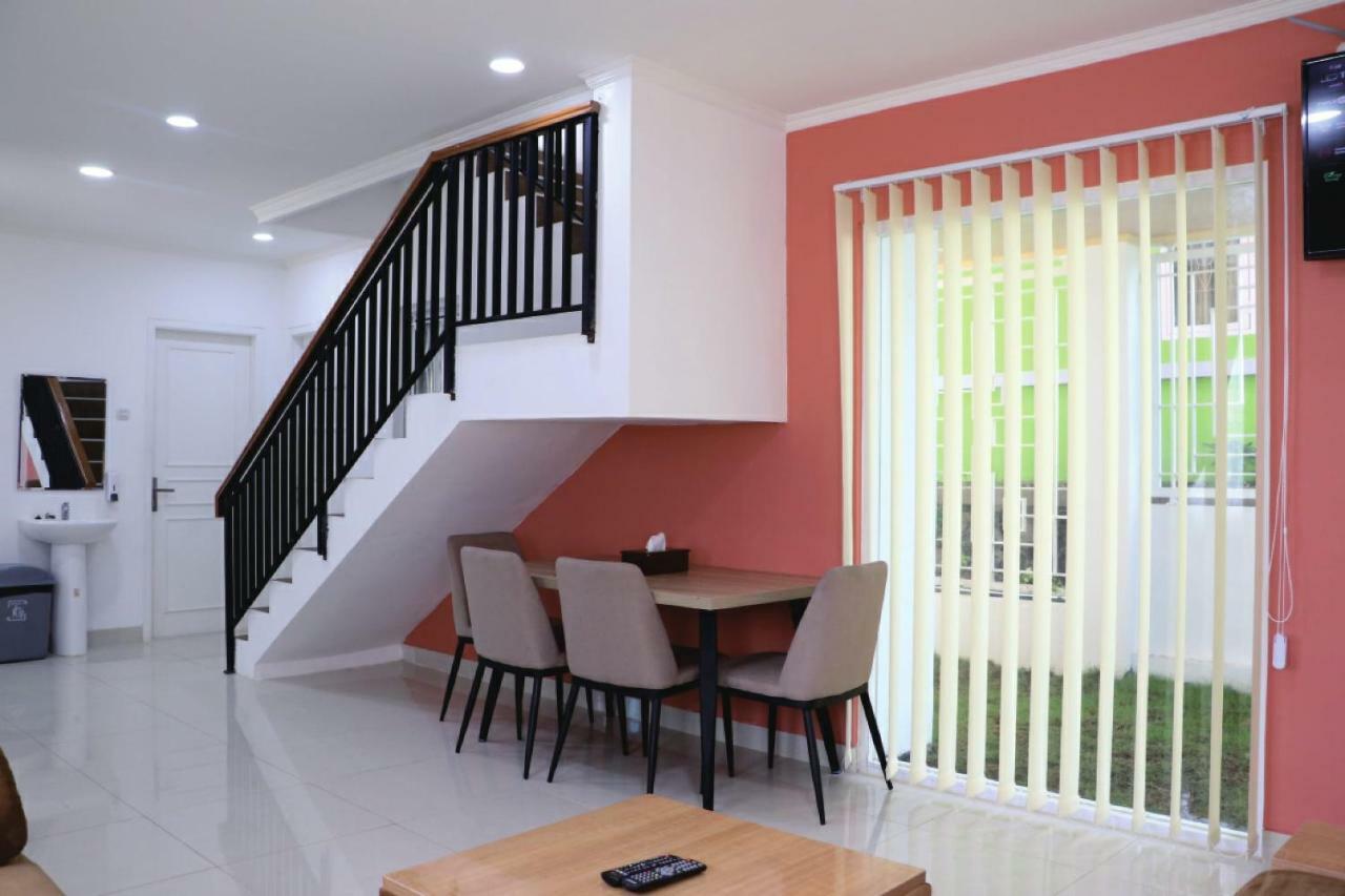 Diyar Villas Puncak K2/29 Екстер'єр фото